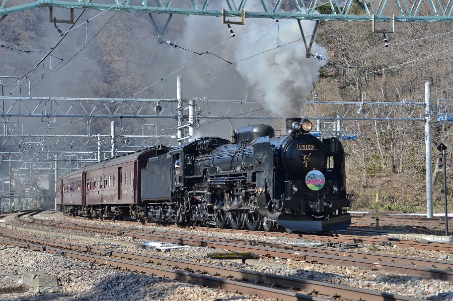 Lok C6120  Jyoetsu Line 2015 Bild 01